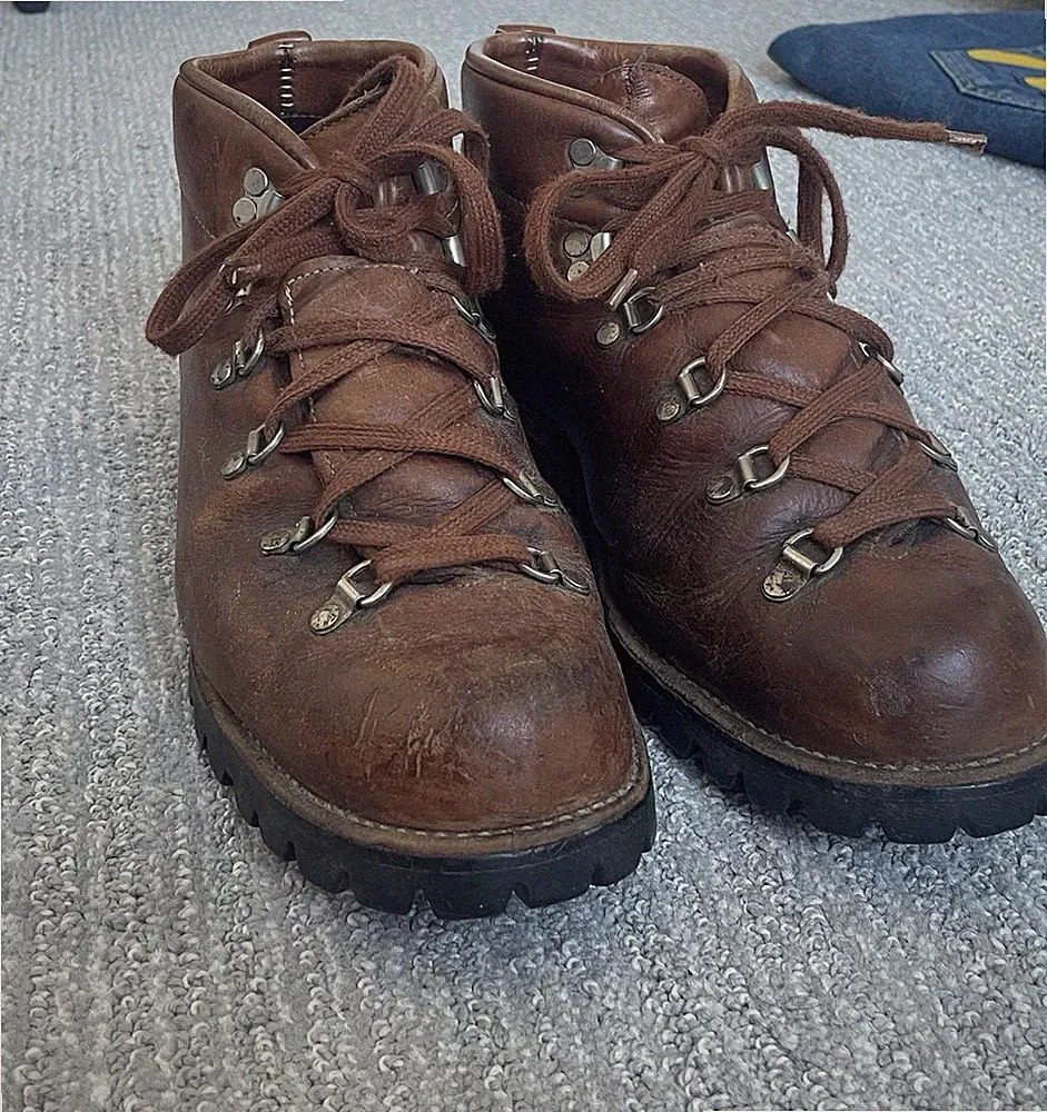 1985 Danner 6490 Mountain light Hiking Boots Men’s Size 11 B Leather Vibram VTG
