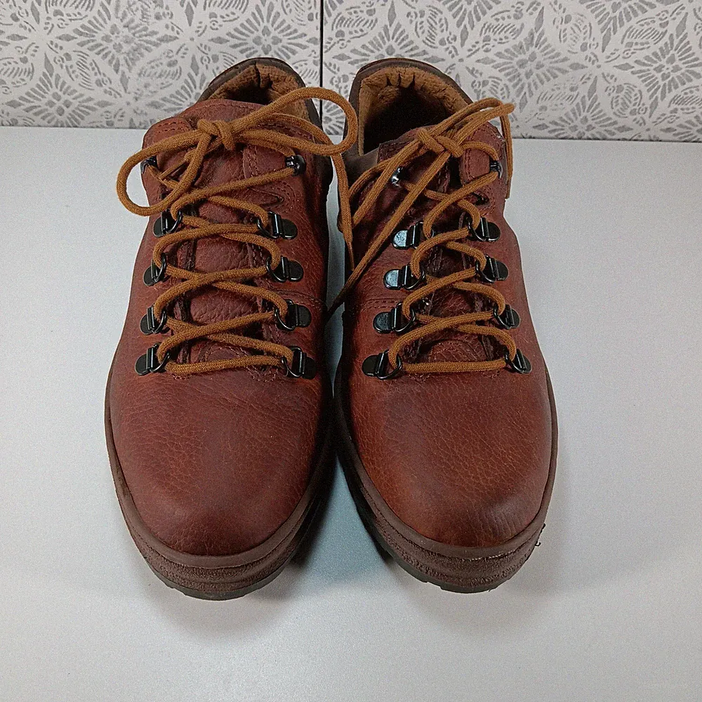 9 West Women's Amazonas Casual Shoes. Low Cut HikingShoe. Made in Brazil . Sz 9