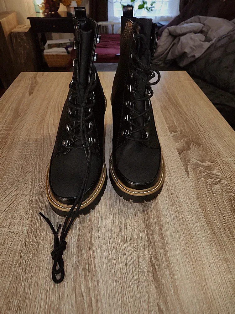 A New Day Tessa Winter Lace-Up Ankle Boots Size 8