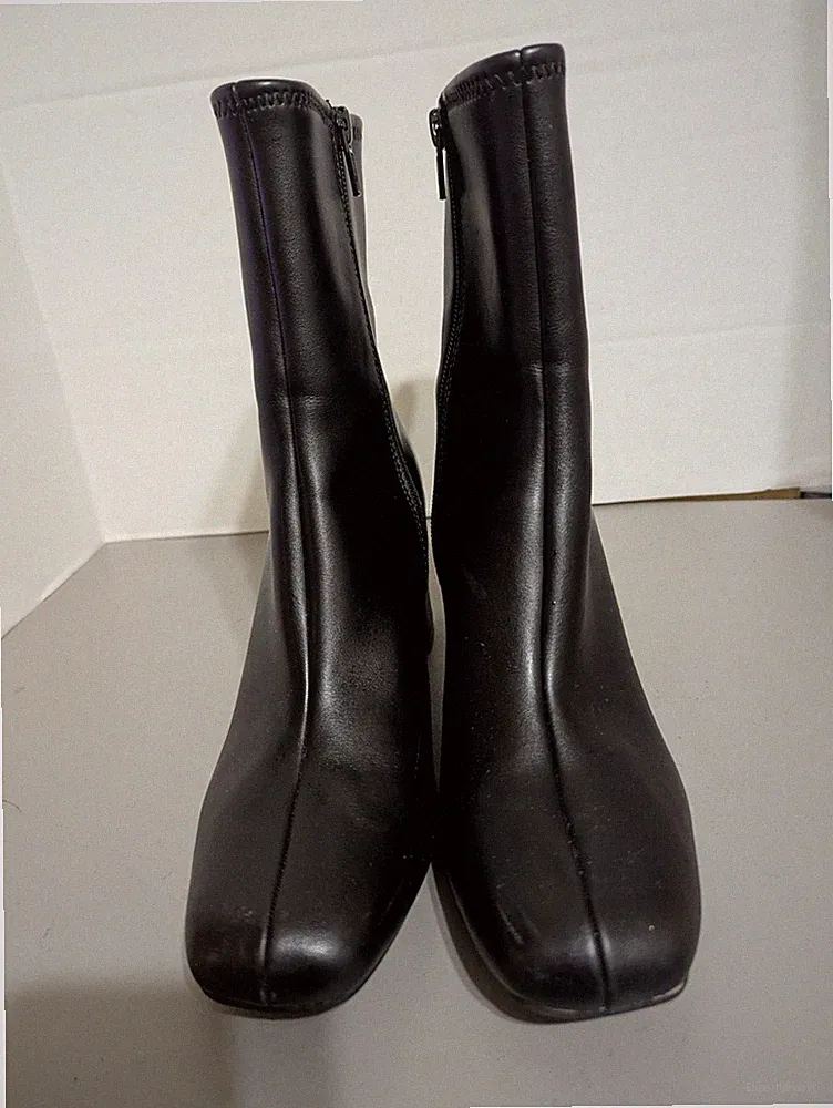 A New Day Women's Size 8 Mid calf Side Zip Black Boots
