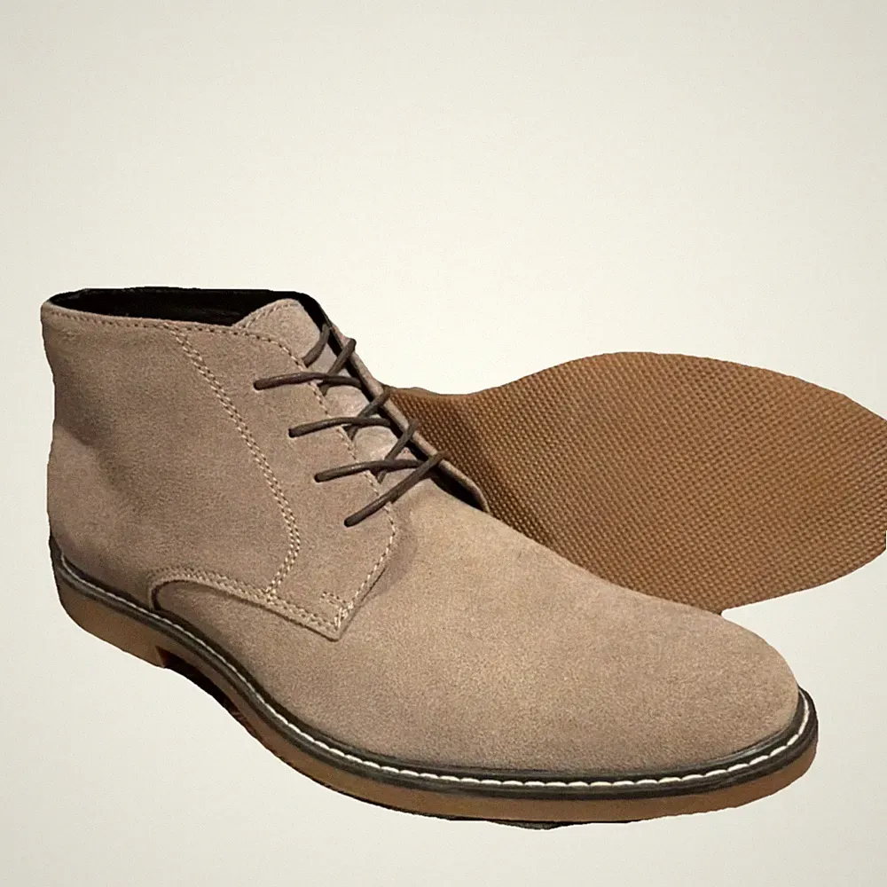 Abound Men's Taupe Leather Chukka Boots Lace Up Round Toe Size 9