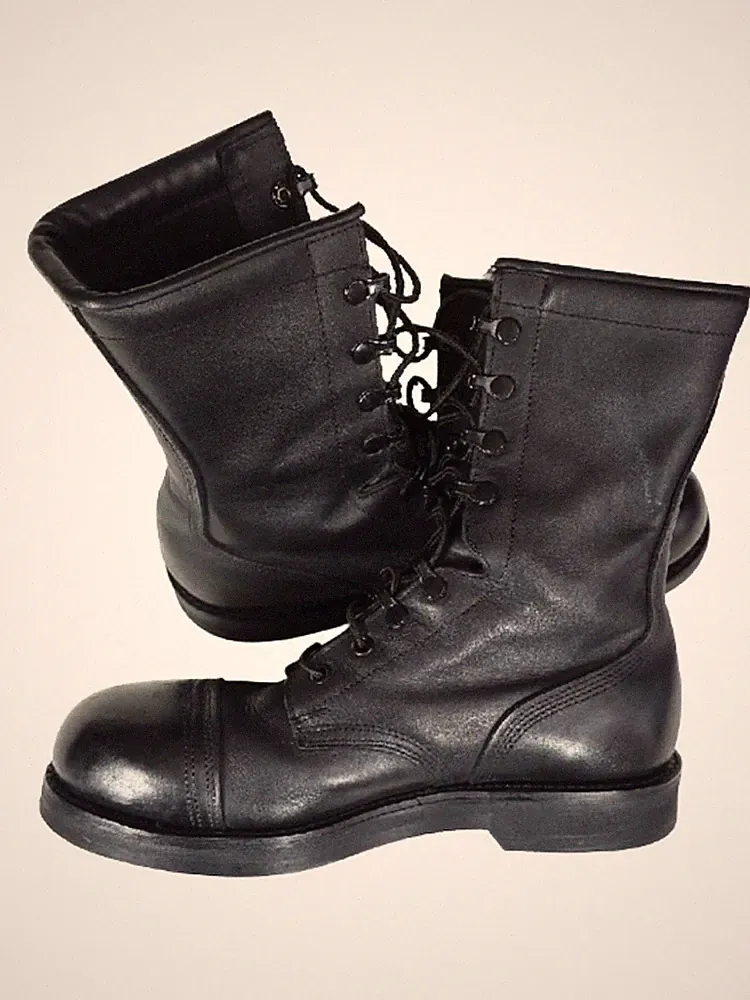 Addison vintage combat boots size 9