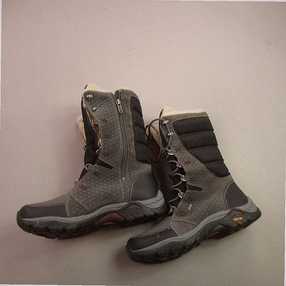 Ahnu Women's Waterproof Thinsulate Vibram Winter Snow Boots Grey Black