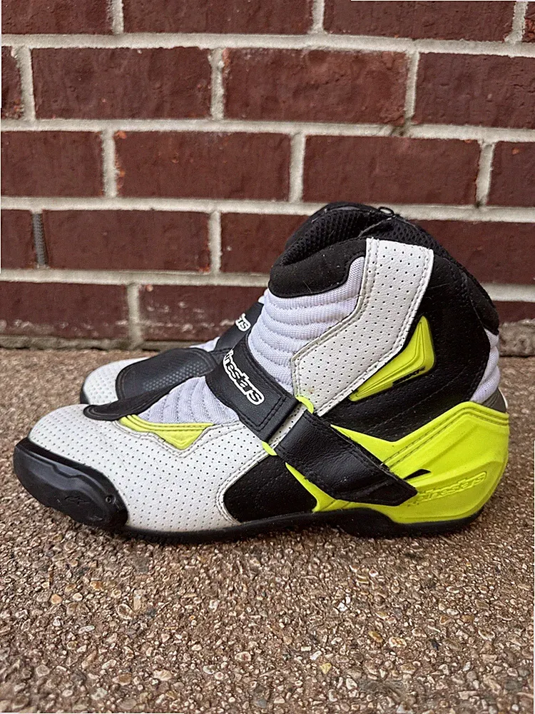 Alpinestars SMX-1 R Vented v2 Motorcycle Boots Size 46 11.5 White Black Yellow