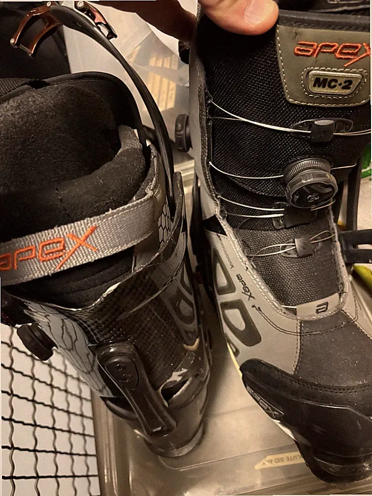 Apex Men’s Mc2 Ski Boots