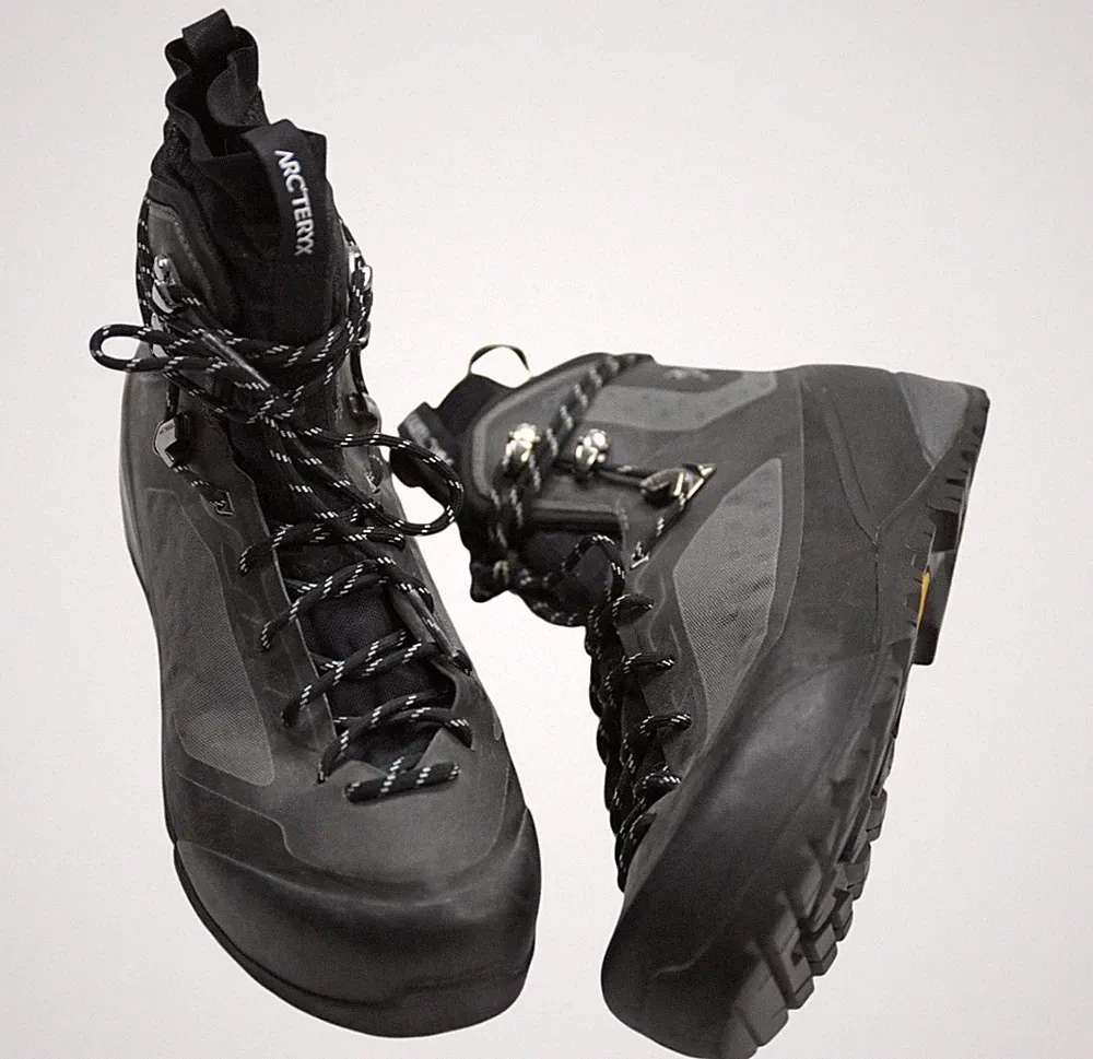 Arc'teryx Bora GORE-TEX Hiking Boots in Black