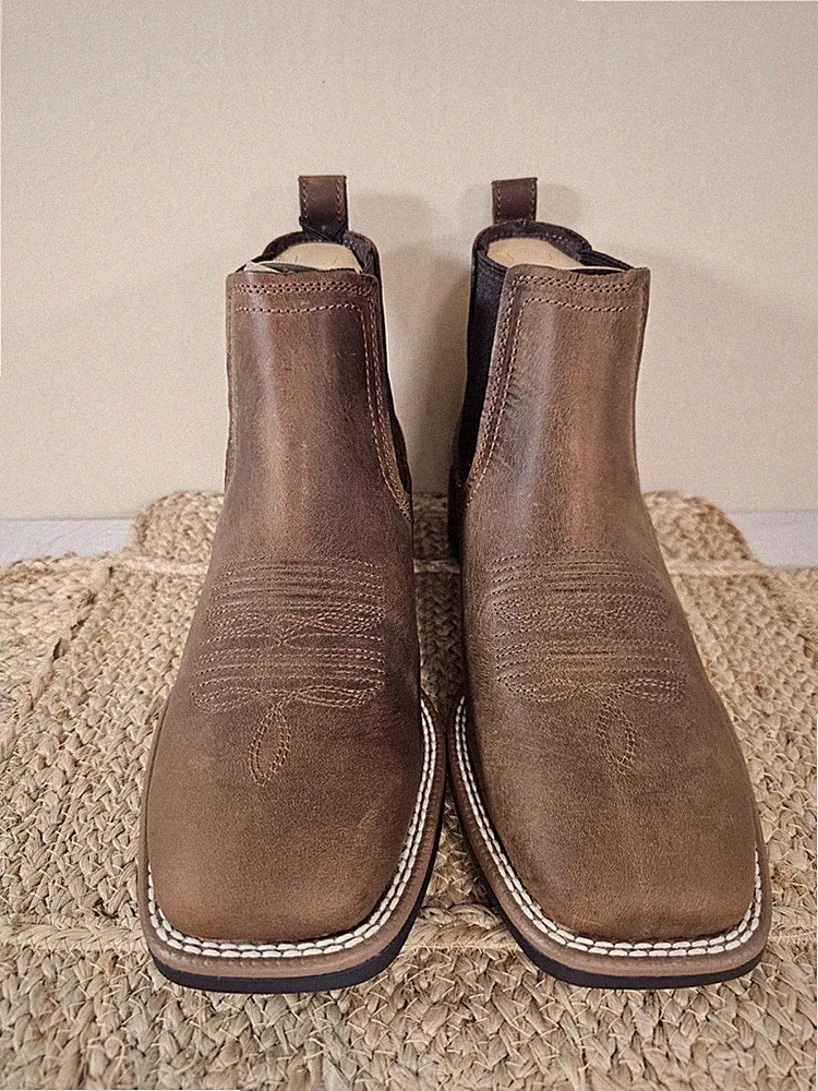 Ariat Booker Ultra Chelsea Western Boots – Distressed Tan – Size 9 – Brand New