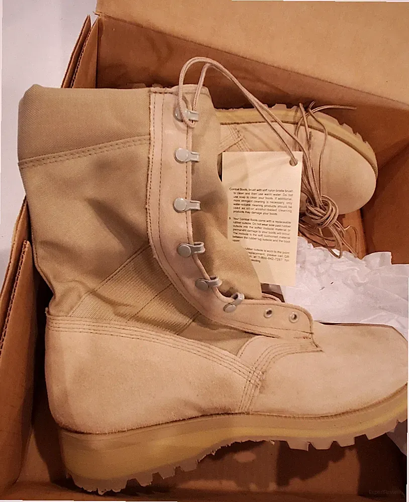 Army Combat Boots Mens USGI Wellco Hot Weather Desert Tan Size 15 R