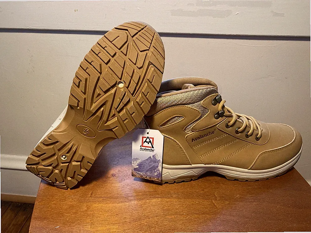 Avalanche Outdoor Boots Hiking Trail 5158 Men's 10 Beige Vegan Leather NWT NEW