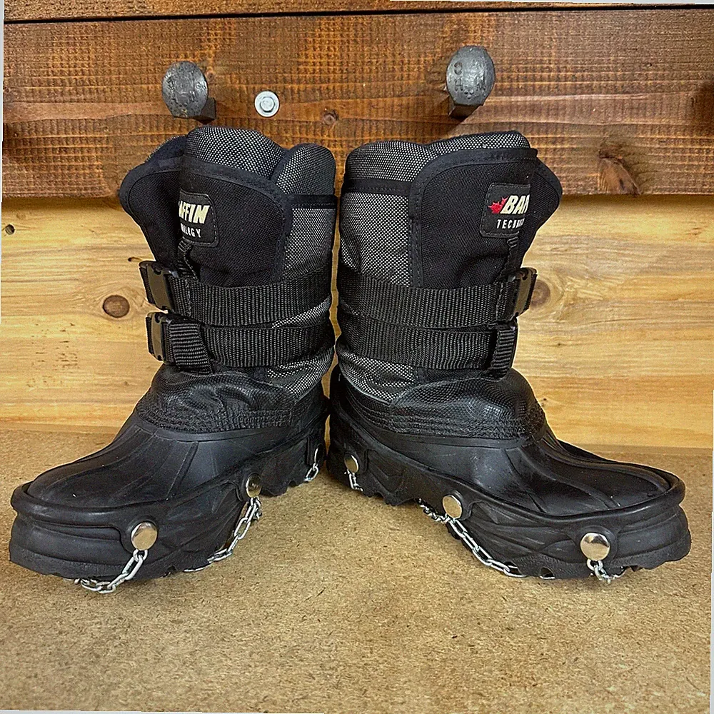 BAFFIN technology boots snow hiking Traction Chains 7W made in Canada