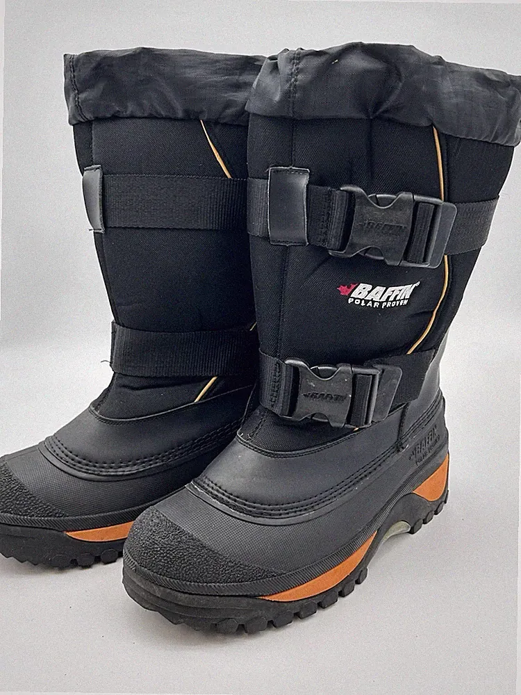 Baffin Wolf Men’s Insulated Snow Boots Buckle Strap Cold Weather Barely Worn 10