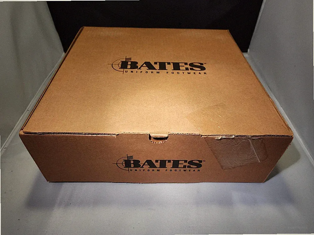 Bates TAN TEMPERATE WEATHER - WATERPROOF COMBAT BOOTS NOS - MEN'S SIZE: 2.5 XW