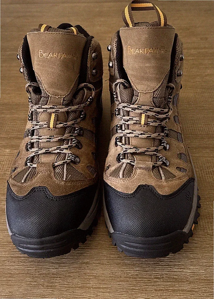 Bear Claw Waterproof And Shock Proof Hiking Boots size 12
