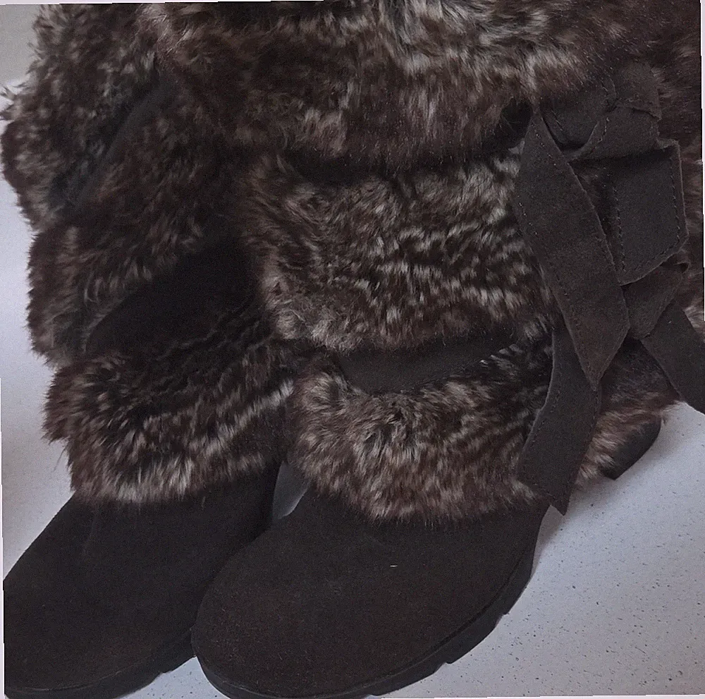 BEARPAW Women's Knee High Winter Boots Faux Fur Lined Bow Black US 9