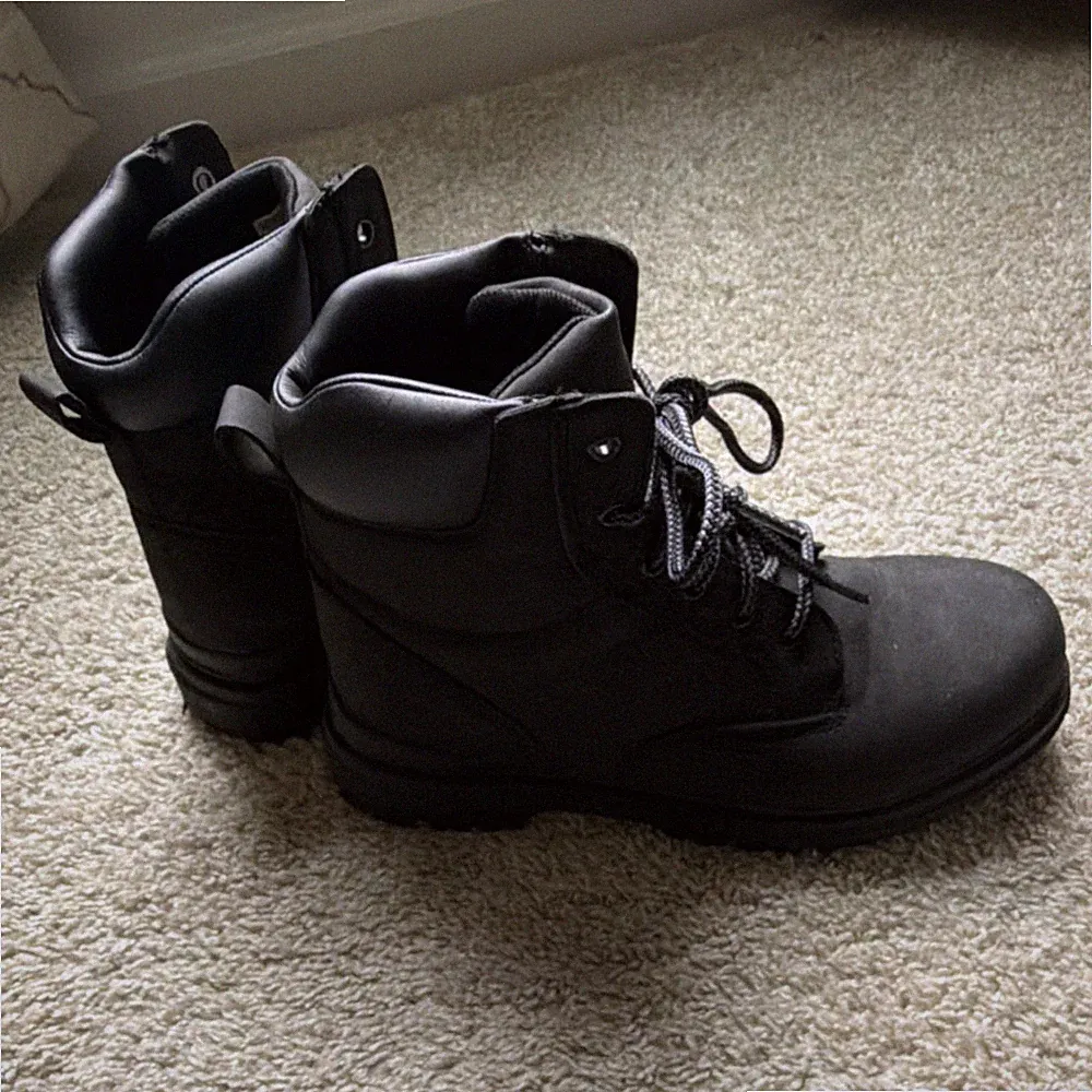Black Lace-Up Industrial Work Boots