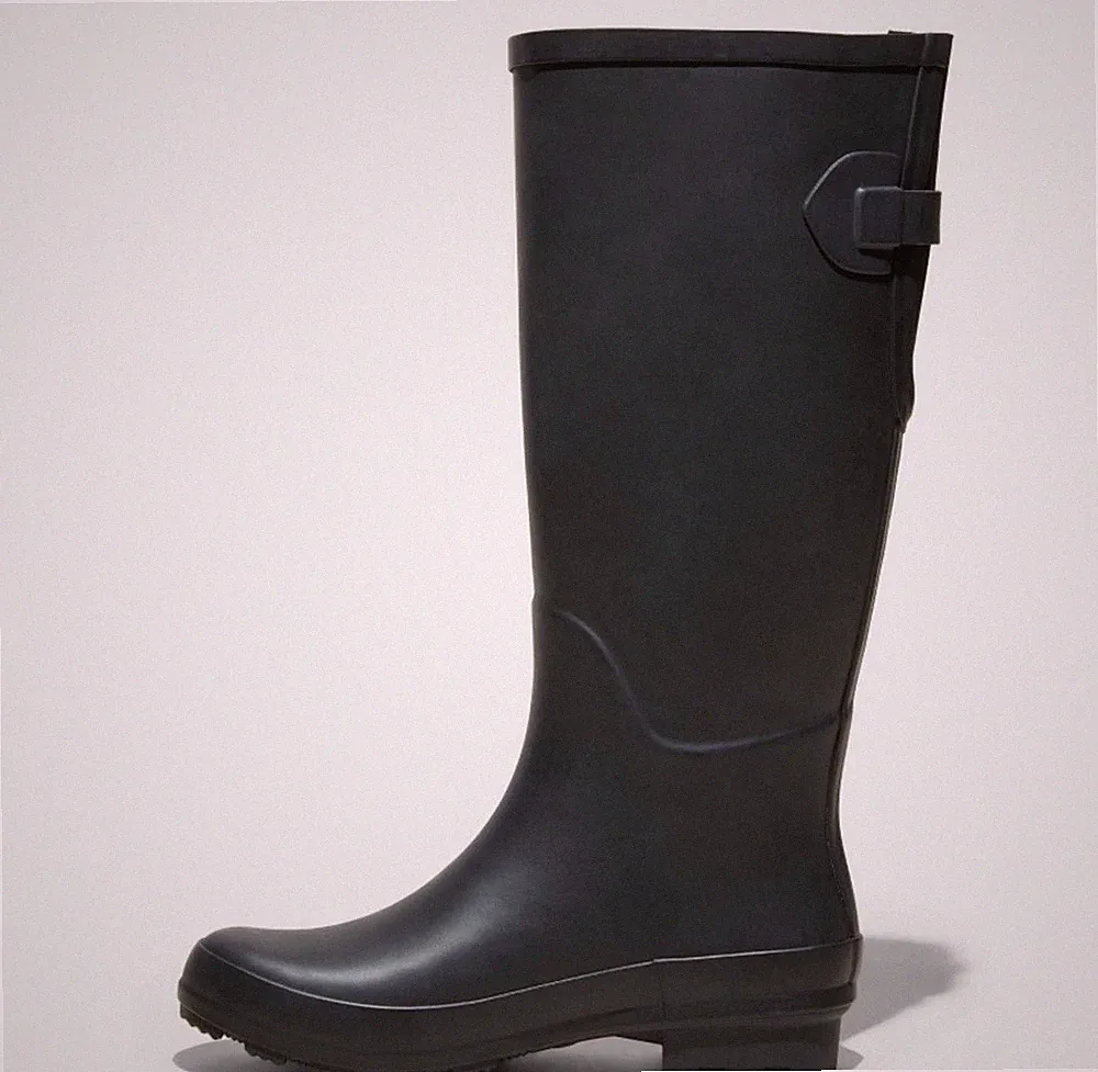 Black Rubber Knee High Pull On Buckle Waterproof Block Round Toe Rain Boot