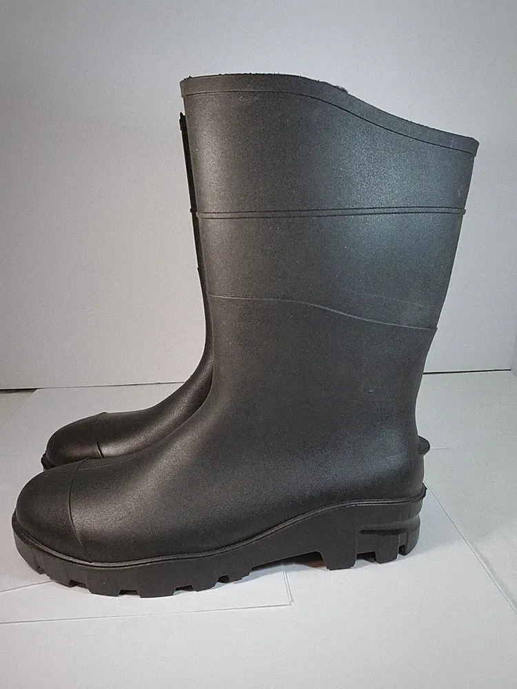 BLACK RUBBER MUD/SNOW/WORKBOOTS NEW