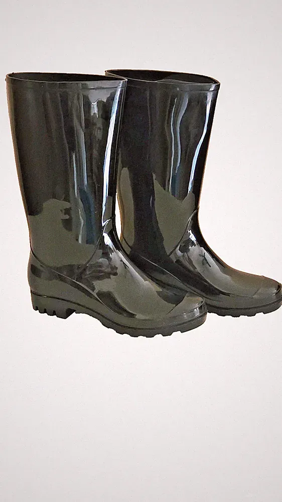 Black Rubber Rain Boots Unlined Womens Size 8 and New Vita-Foam Insole Inserts