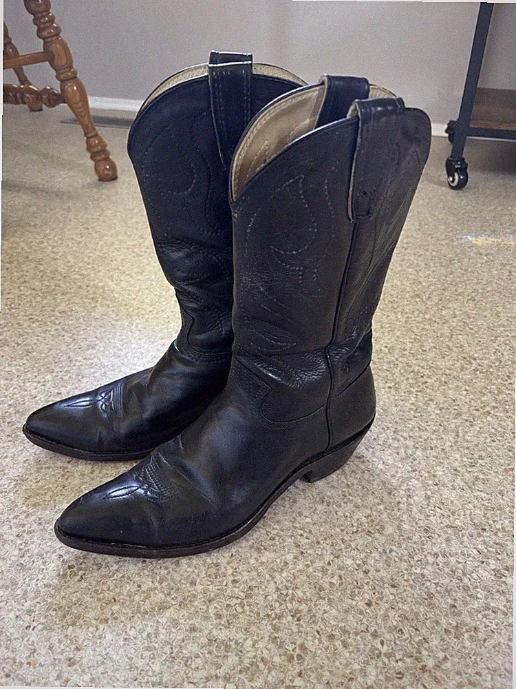 Black Western Equestrian Boots Pointed Toe Size 10.5 MPN 0124