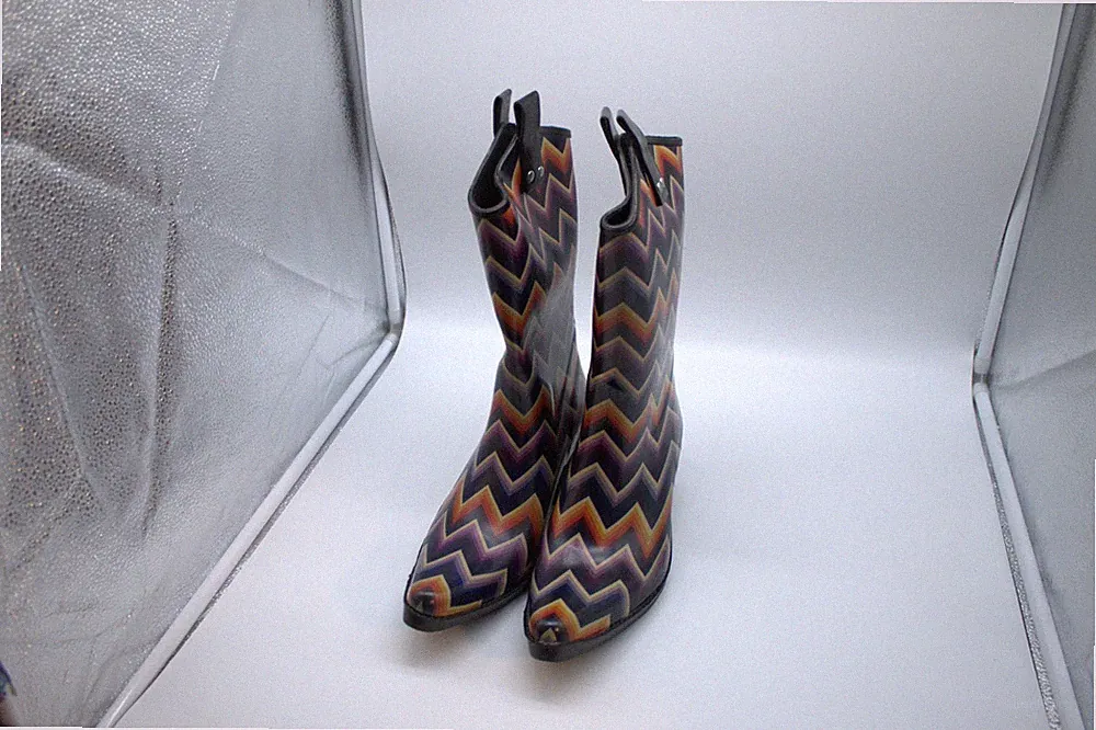 Blazin Roxx Cowboy Women's Rain Boots. Chevron Kate Snip Sz. 8. 2" Heel.