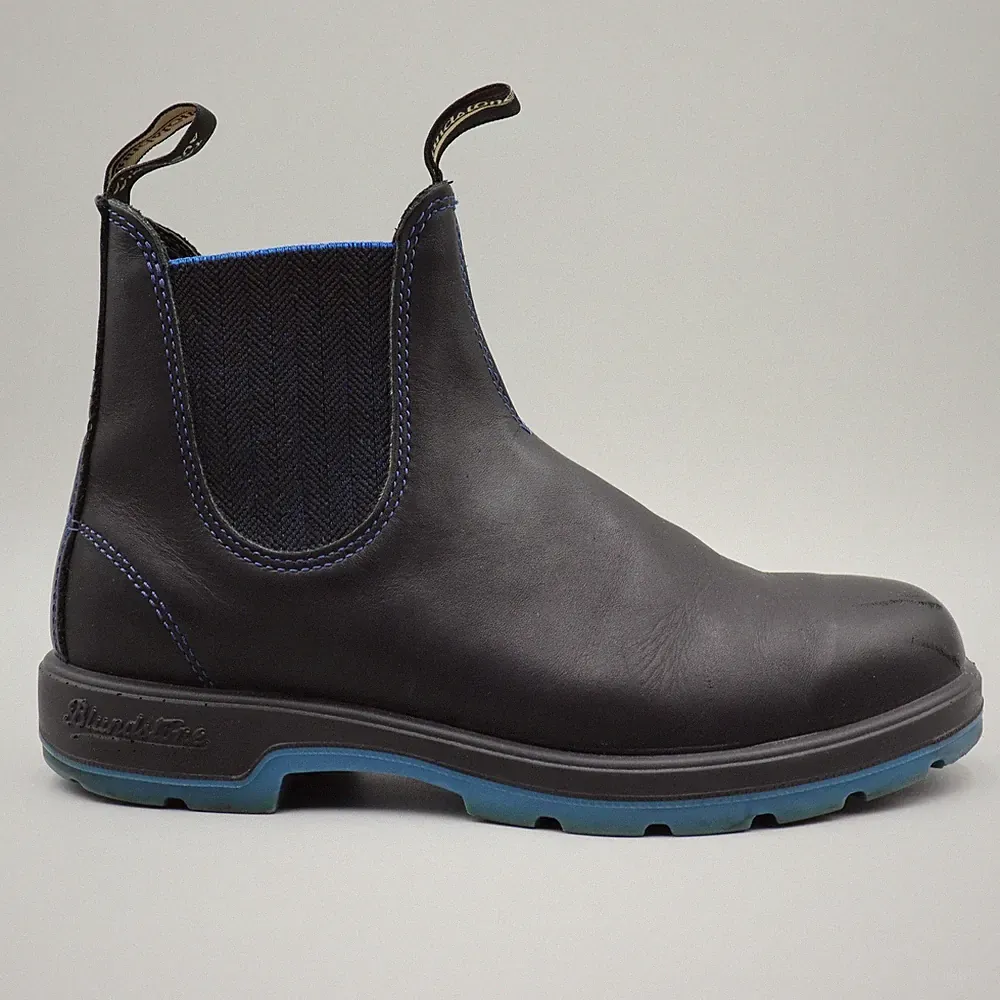 Blundstone 2343 Classic Chelsea Boots Unisex Mens 9.5 Womens 11.5 Black Leather