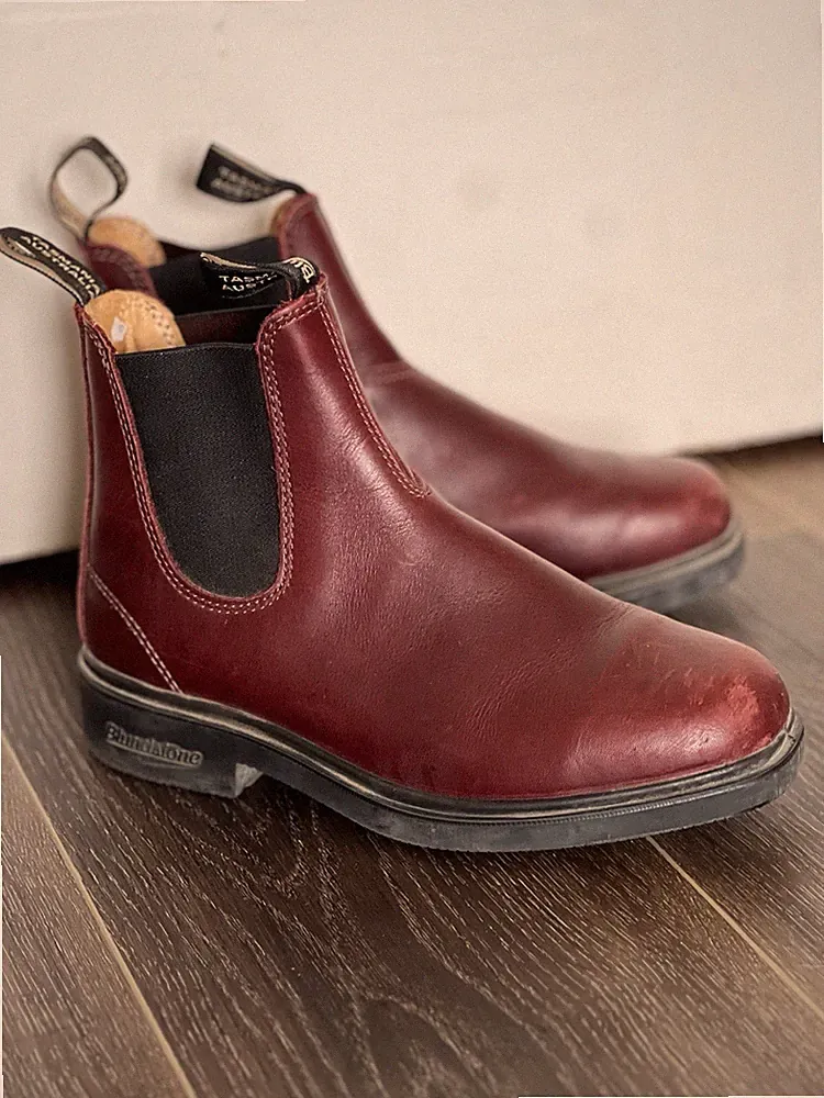 Blundstone Stout Chelsea Boots Chisel Toe Redwood Sz 4.5