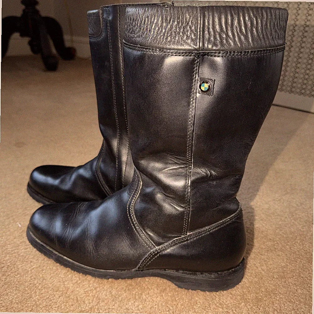 BMW Size 44 Black Leather Riding Boots Vibram Soles Lowa Inserts
