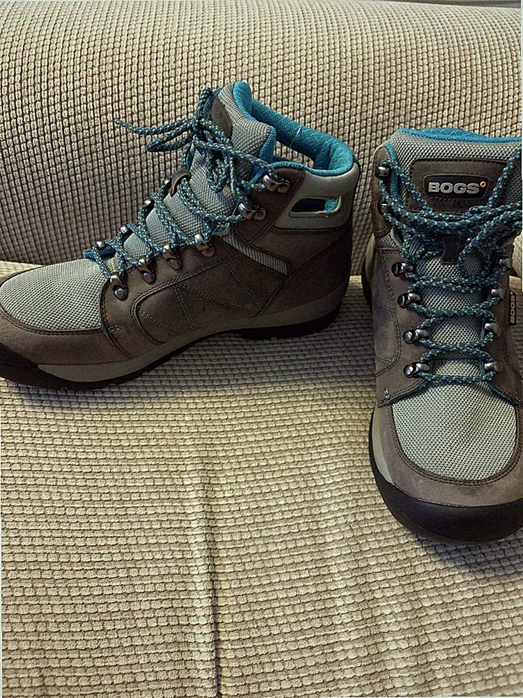 Bogs Bio Grip Anti Slip Bend Mid Boots Hiking Leather Brown Teal Women’s 10