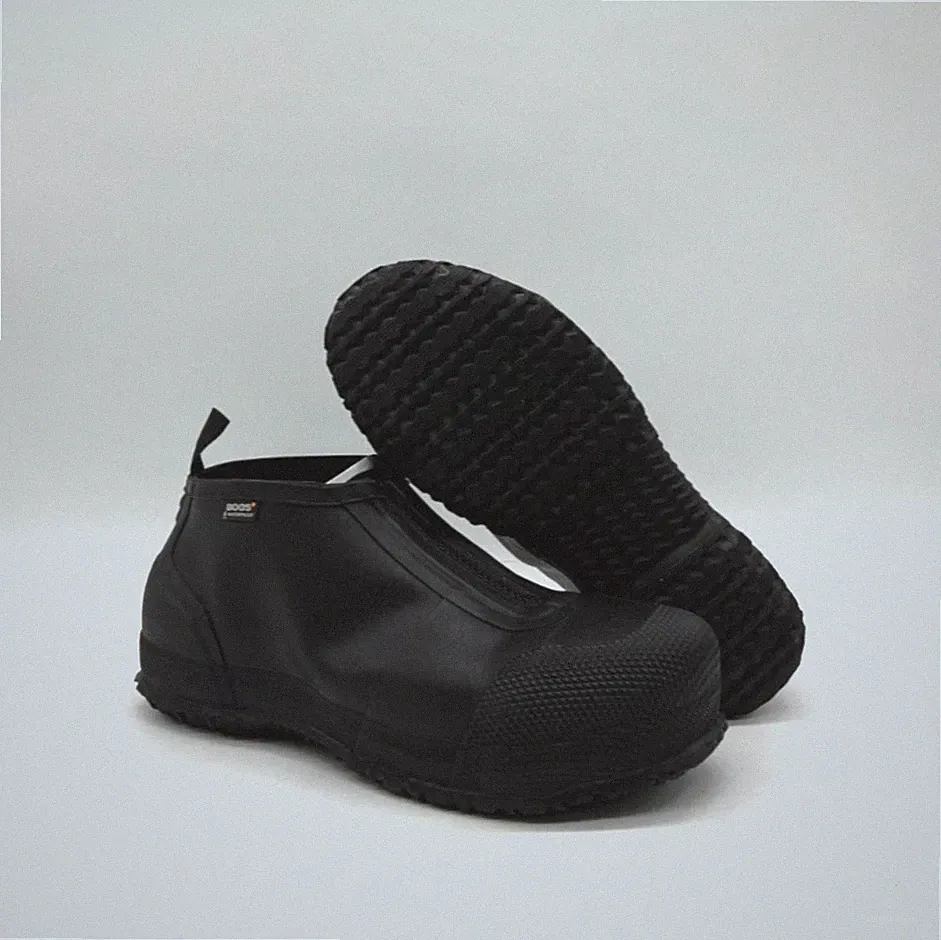 Bogs Black Overshoe Zip Up Composite Toe Boots Men's Size 11 Waterproof Unisex
