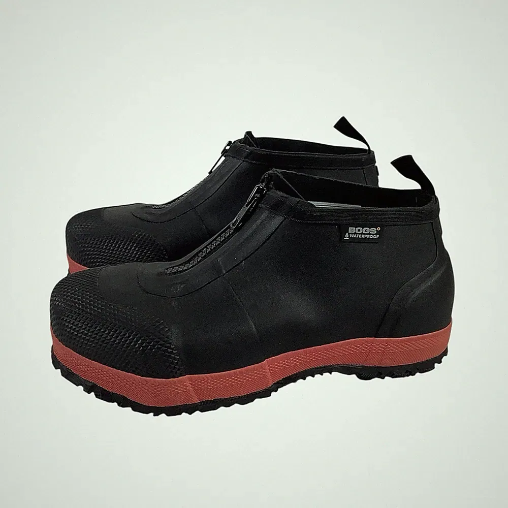 Bogs Boots Unisex Size 5 Black Pink Zip Composite Toe Waterproof Ankle Overshoes