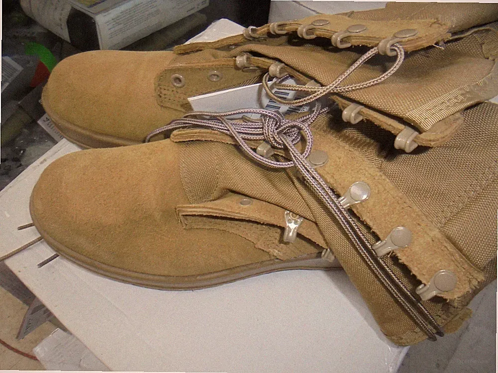 BOOTS, HOT WEATHER (COYOTE IN COLOR, SIZE: 6R)