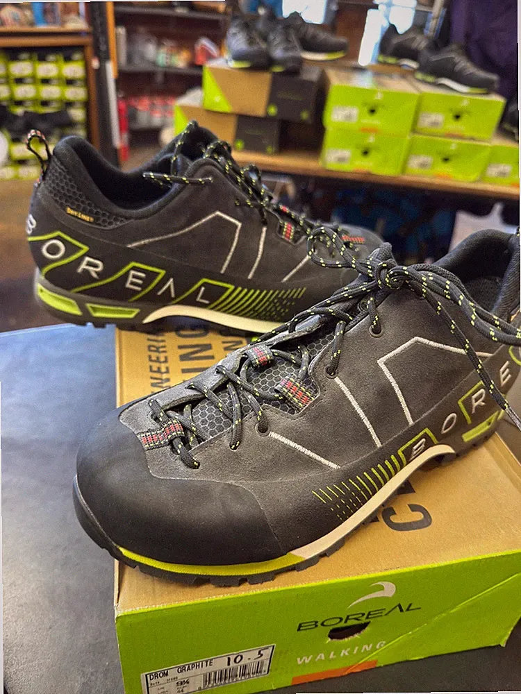 Boreal Drom The Ultamate EXTREEM Hiking approach Shoe / Boot size 9 mens