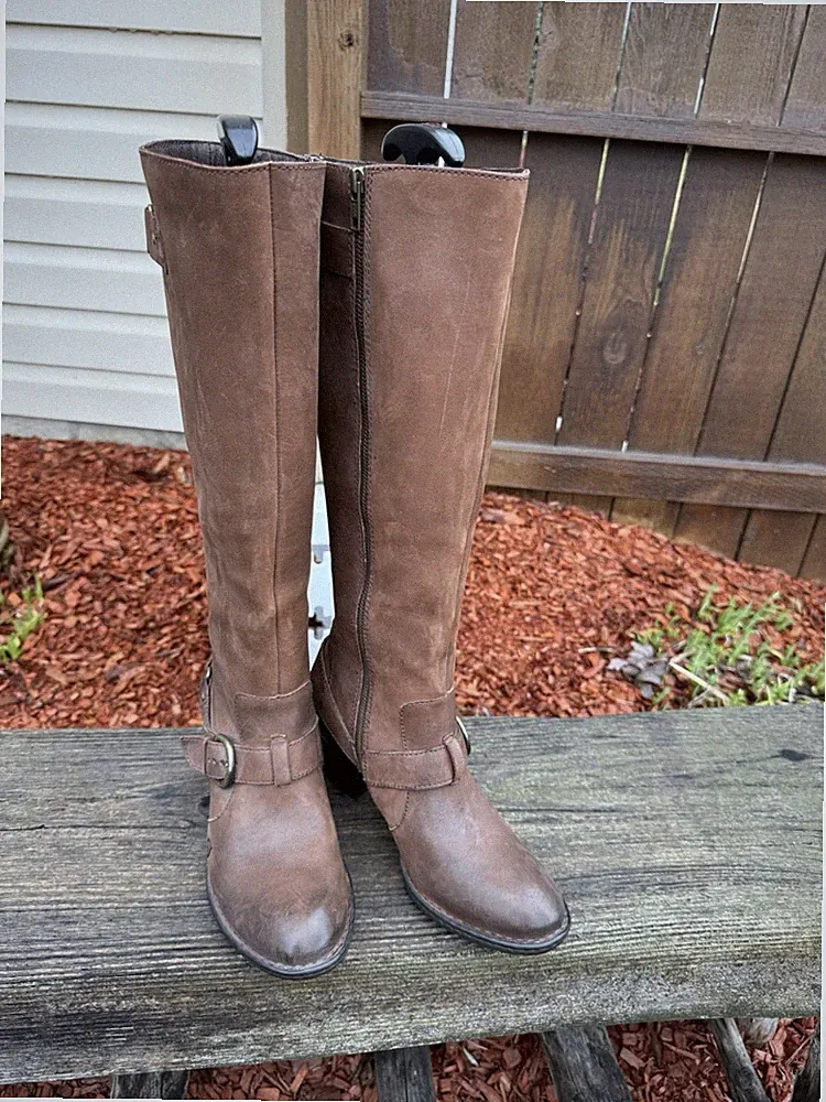 Born Boots LEATHER Natasha 19’ Tall BROWN Harness Buckled Riding ~ Women Size 9