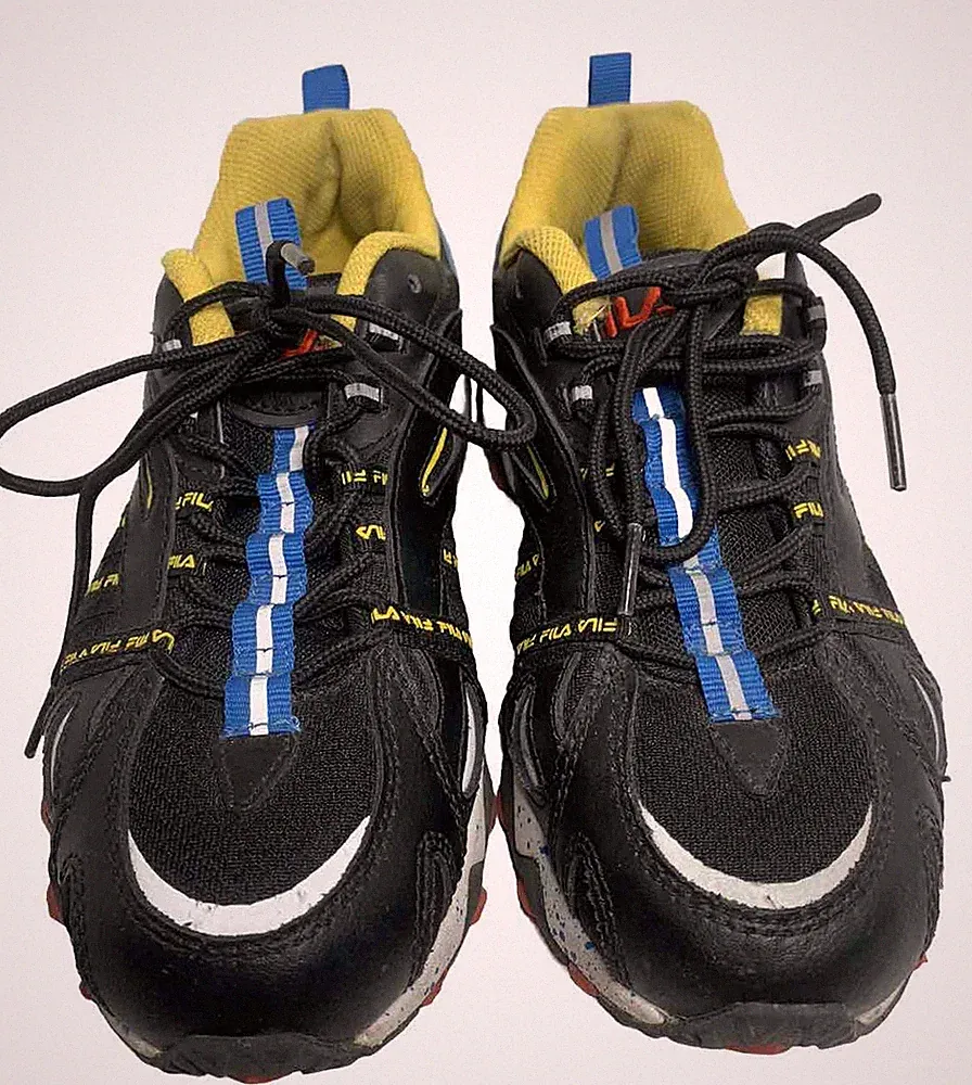 Boys Fila Hiking Trail Shoes Size 6 Black Blue Yellow 3RM01945-018 Faux Leather