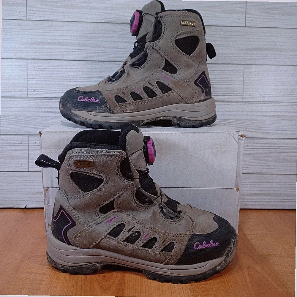 Cabela's Snow Runner Max 2.0 Boots Women 6.5D Gray Pink Boa Thinsulate Winter