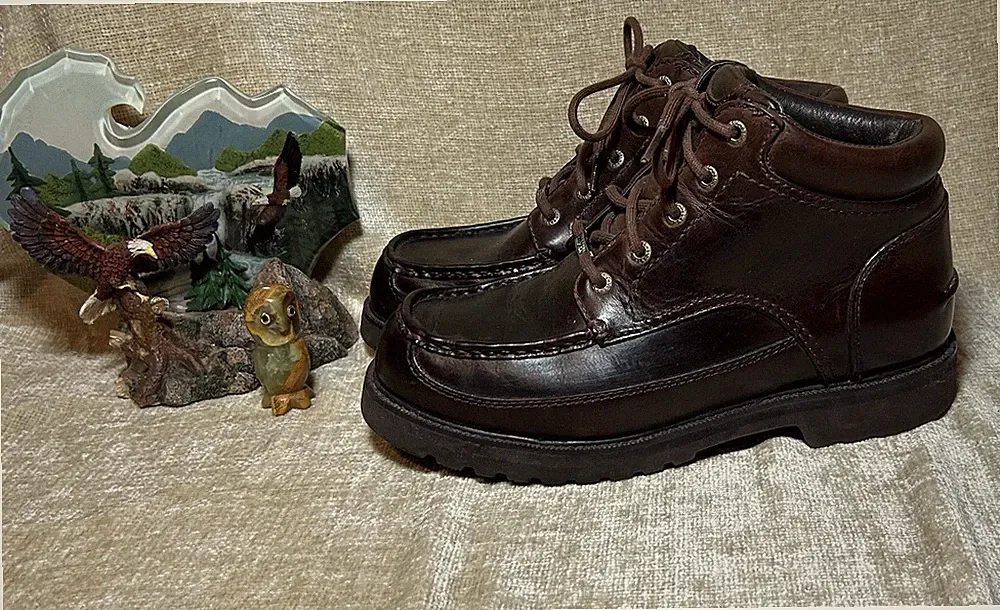 CABELAS MENS 8.5 GORE TEX WATERPROOF LEATHER BOOTS WORKWEAR HIKING ANKLE SUPPORT