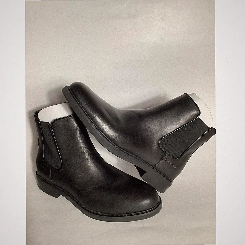 Calvin Klein Fenwick Mens Chelsea Boots Black Leather Size 10M Brand New NIB