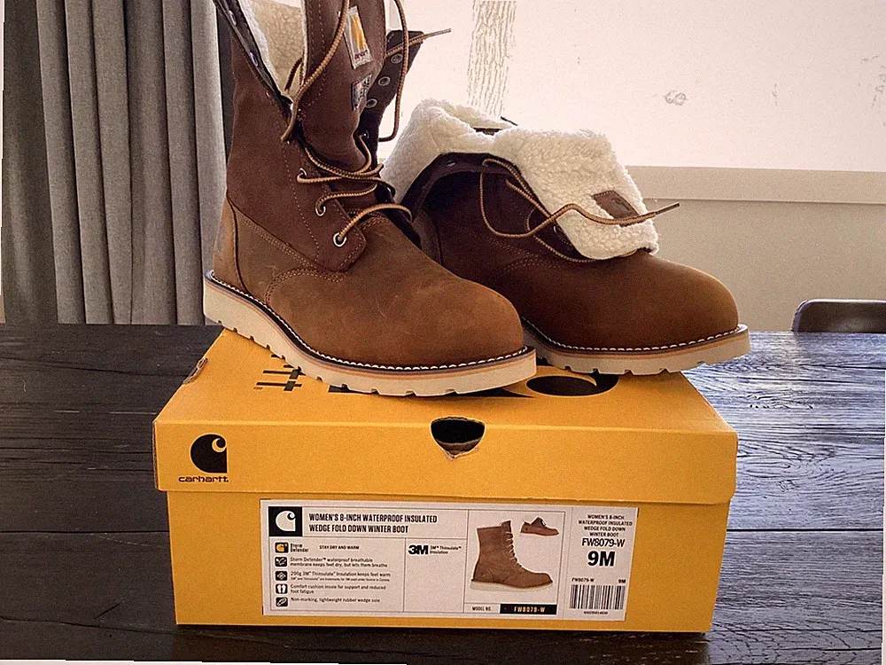 Carhartt Sherpa-Lined Insulated Waterproof Wedge Work Boots for Ladies 9 NEW