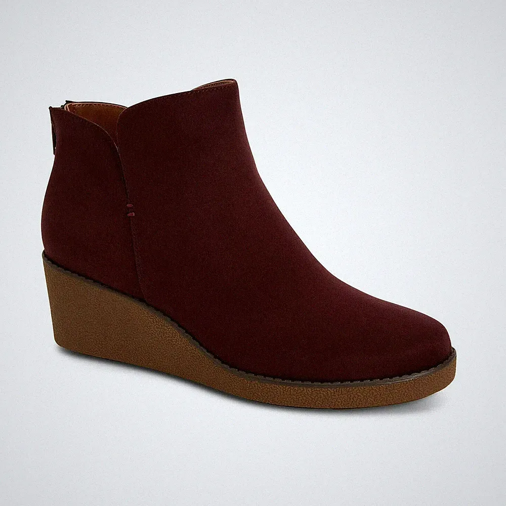 Casual Jarodd Crepe Wedge Booties Wine Womens by Style & Co