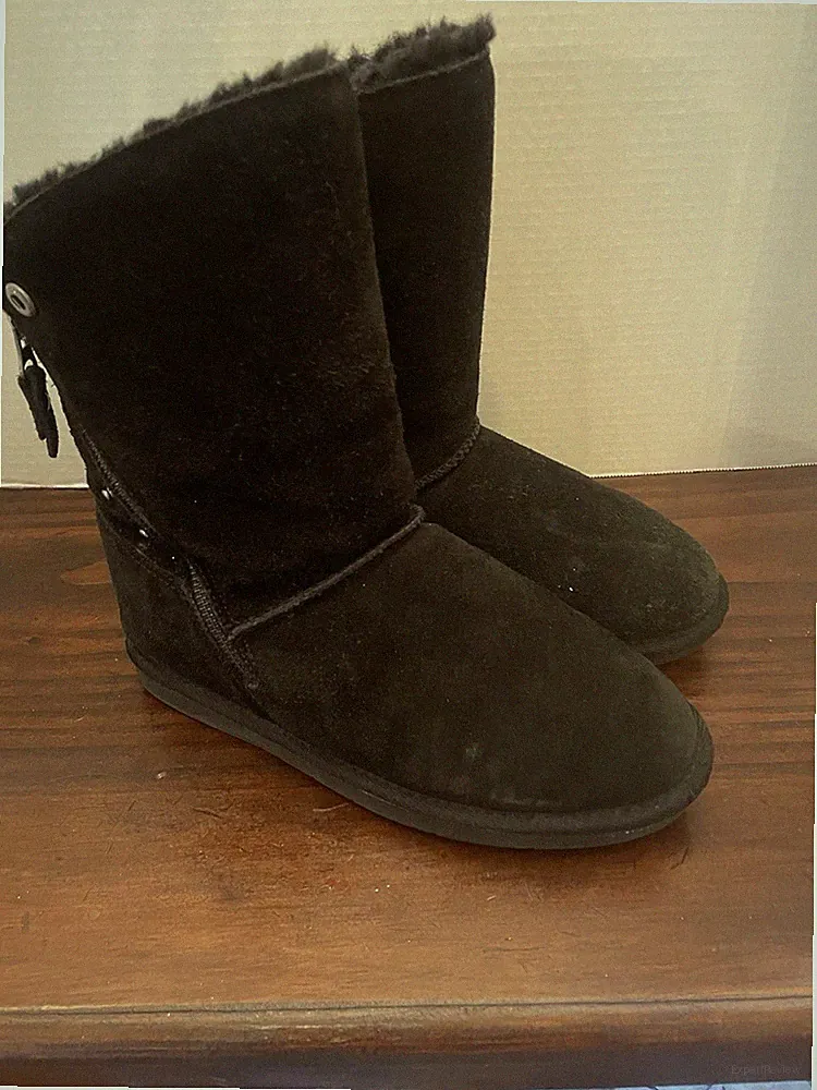 Clark’s Black Suede Alpine Boots Women’s Size 8