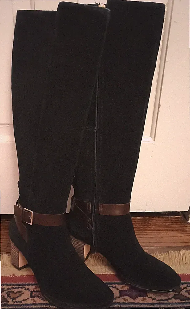 Clarks Boots Sz 6 Spiced Flame Suede Side Zip 2.5" Heel Tall Black strap Buckle