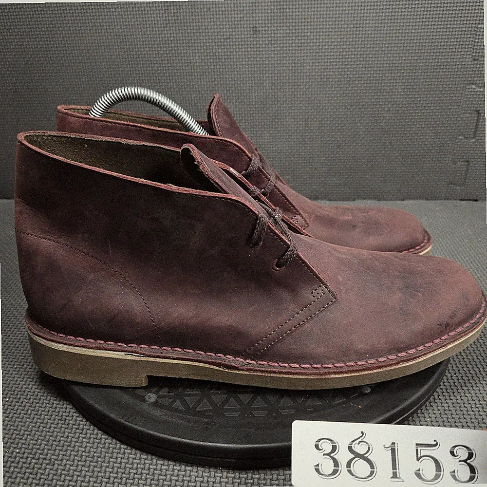 Clarks Bushacre 2 Chukka Boots Mens Size 10.5 Red Leather Ankle Lace Up Casual