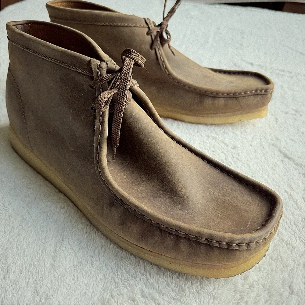 Clarks Original Wallabies Chukka Boots Mens 15M Beeswax Leather 35425 Crepe Sole