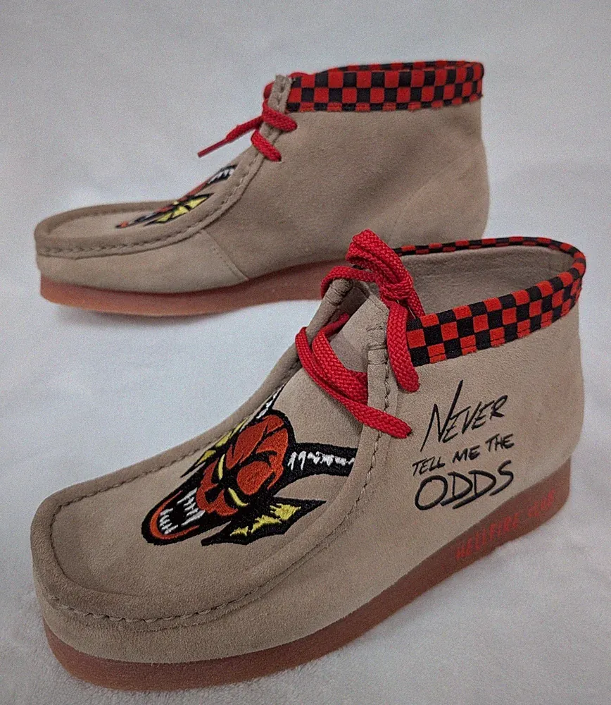 Clarks Stranger Things Hellfire Club Checkerboard Chukka Boots Beige Red Men's 8