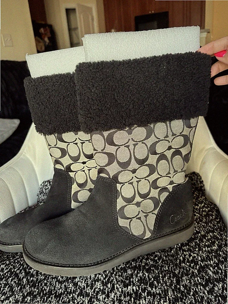 Coach Kally Logo Mid-Calf Snow Boots Black Gray Suede Womens US 9.5 B