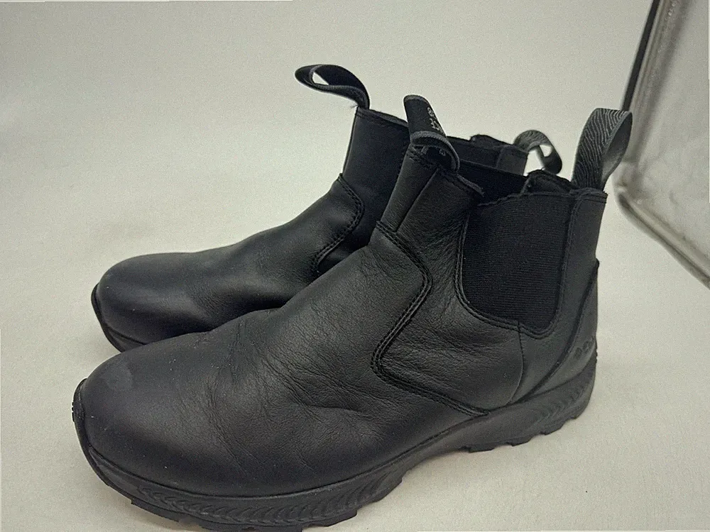 Columbia Chelsea Men's Black Leather Lightweight Slip On Boots - 10.5