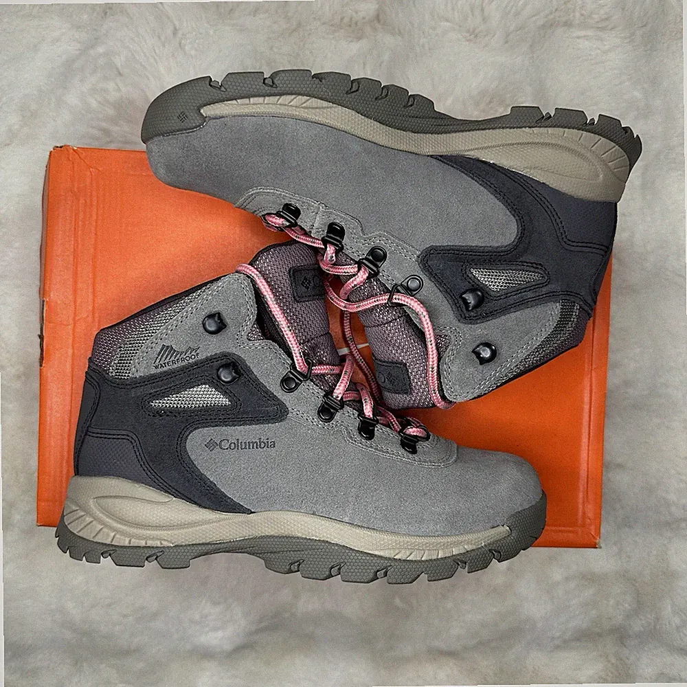 Columbia Hiking Boots Size 6.5 Women Newton Ridge Plus Outdoor Waterproof Shoes