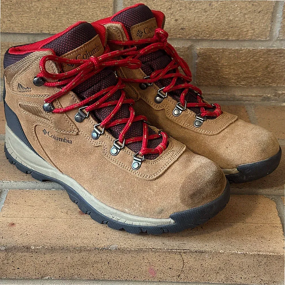 Columbia Hiking Boots Womens 11 Tan Newton Ridge Plus Waterproof Amped