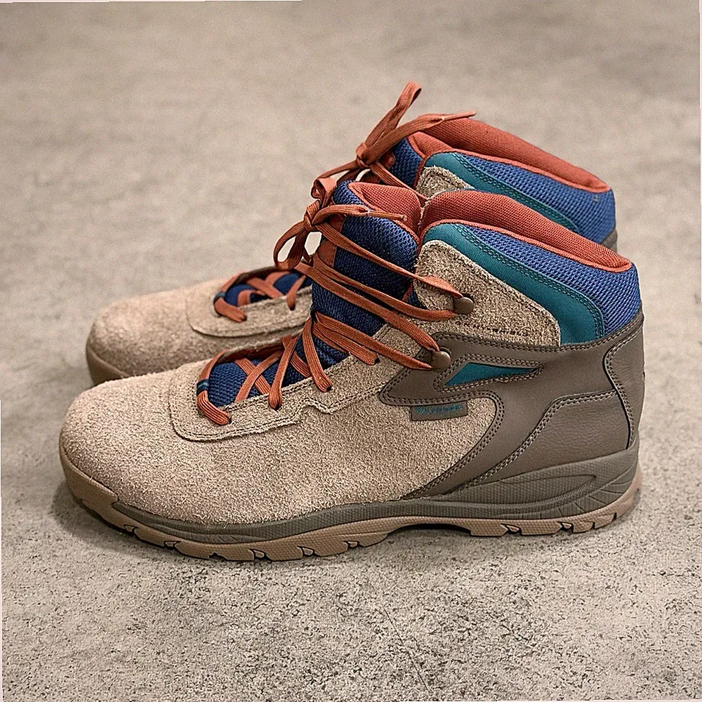 Columbia Mens 13 Newton Ridge BC Ash Brown/Waterfall Suede Outdoor Hiking Boots