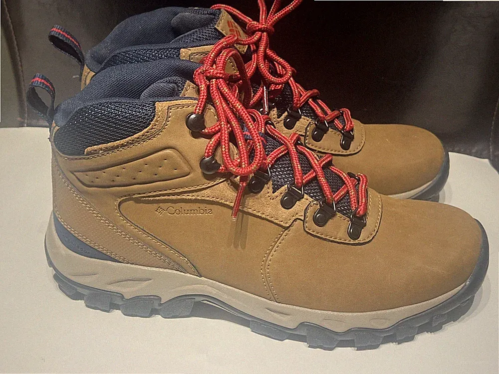 Columbia Newton Ridge Plus II Waterproof Hiking Boots Men’s 8.5 Brown BM3970-234
